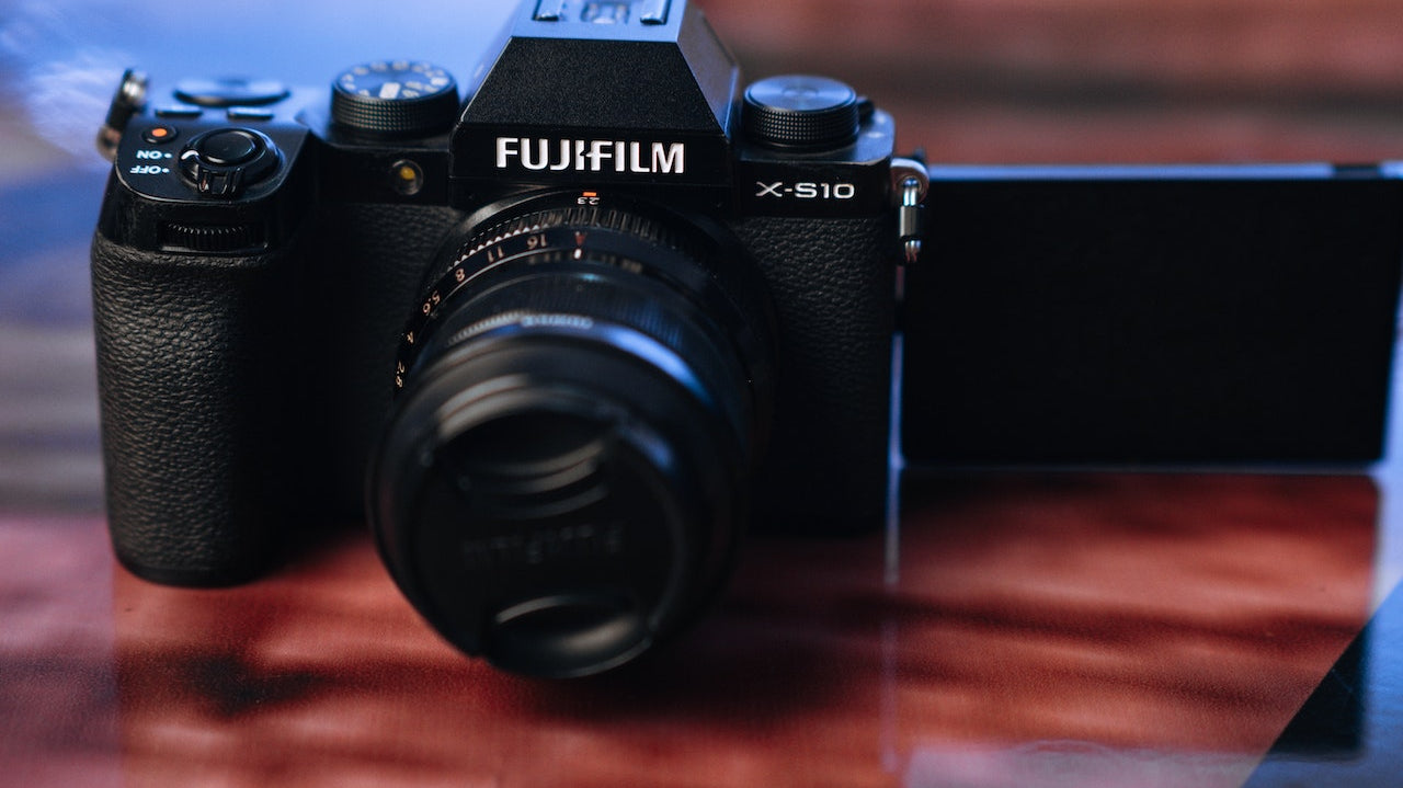 Fujifilm X-S10 | How to choose the right camera for your needs
