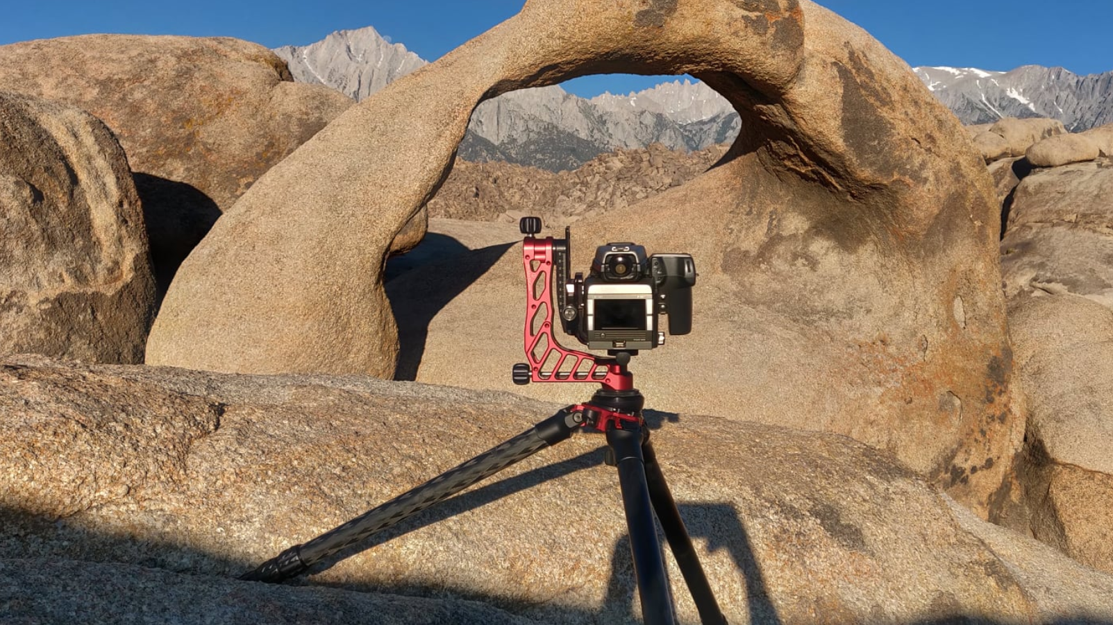 ProMediaGear Carbon Fiber Tripod