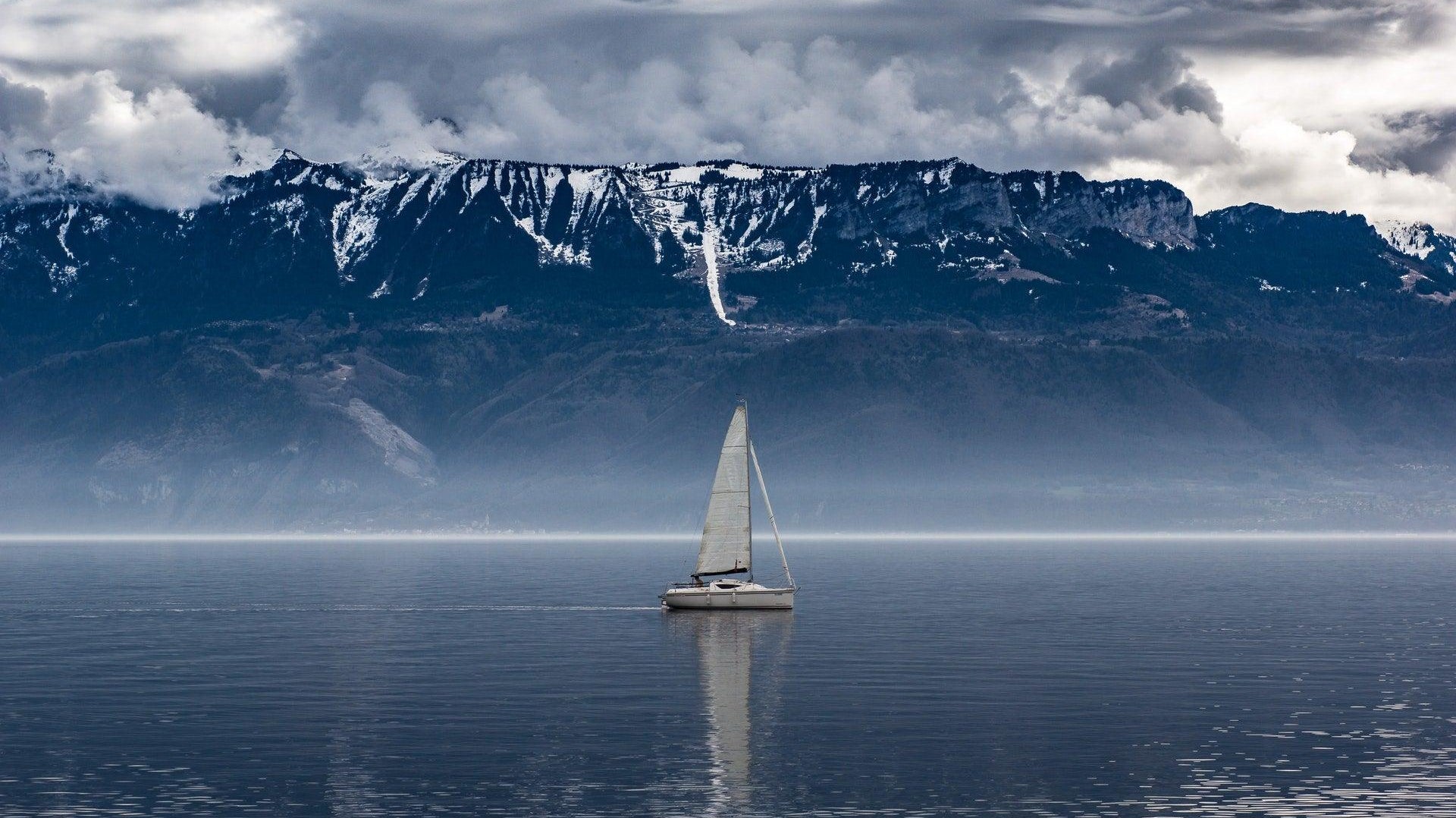 White Sailboat by Matheus Guimares | Pexels