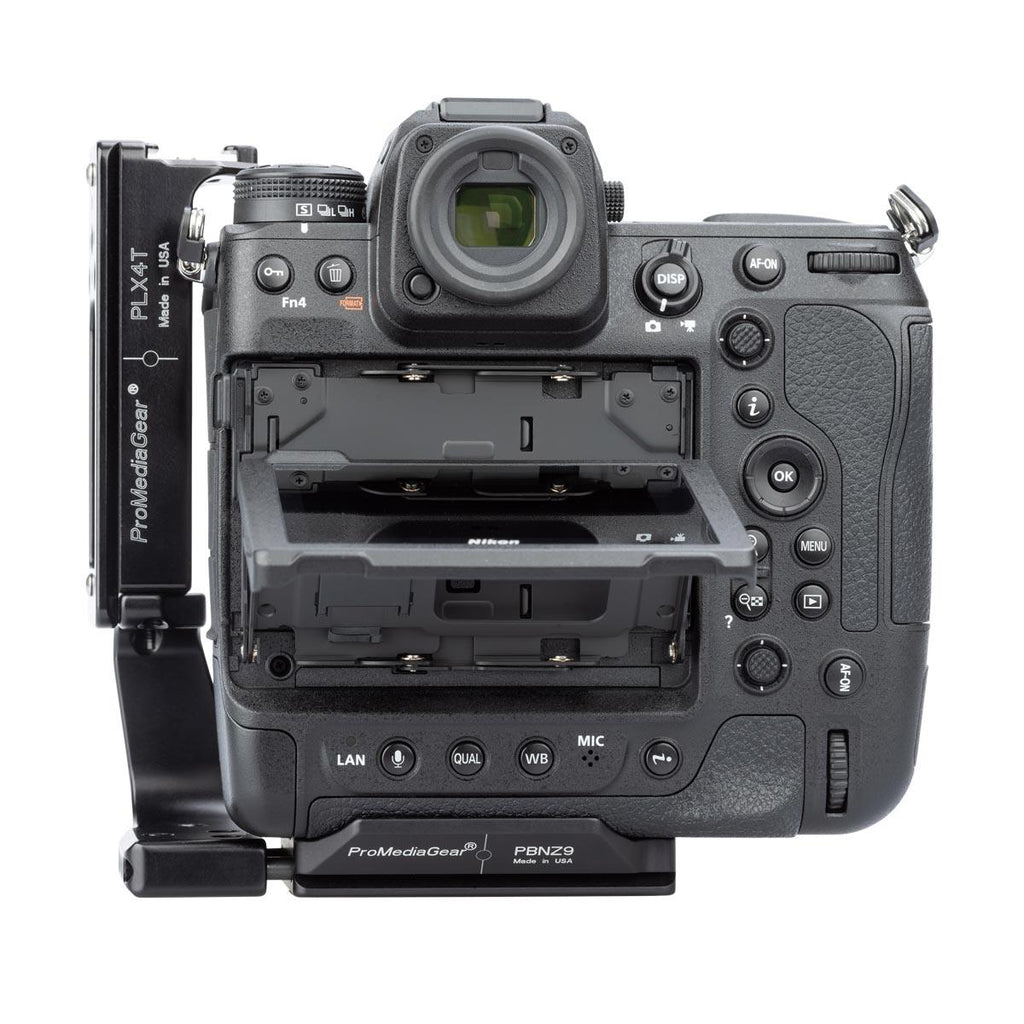 Articulating screen of Nikon Z9 camera with PLNZ9T L-bracket